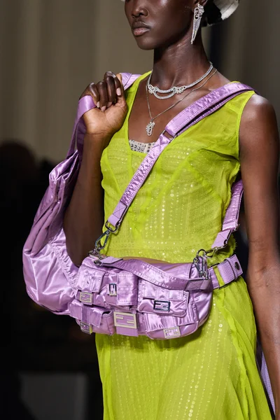 Look 12